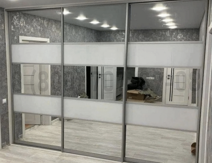 Серебряный шкаф в Ступино